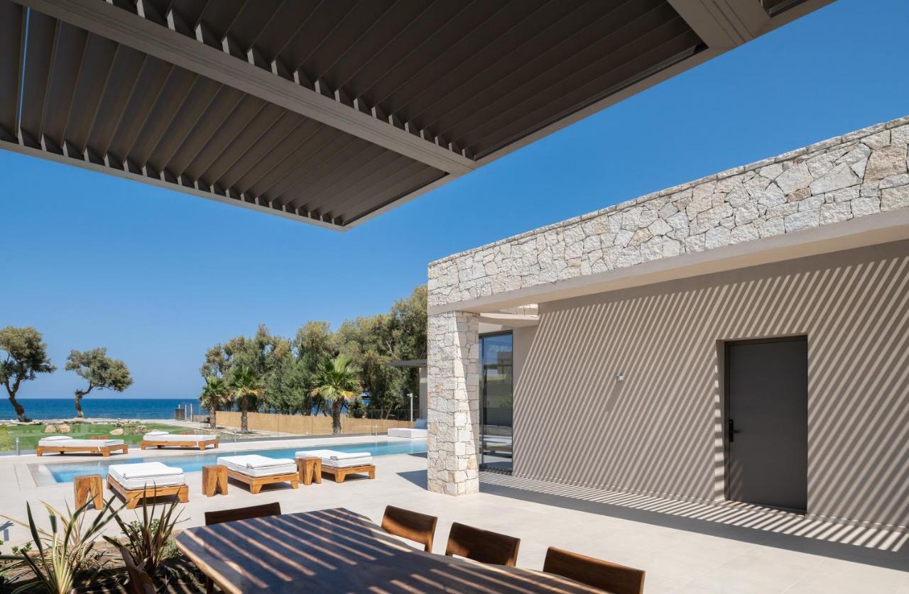 Artemis Seafront Villa, An Evanescence Sea Retreat, By Thinkvilla Tavronitis Exteriér fotografie