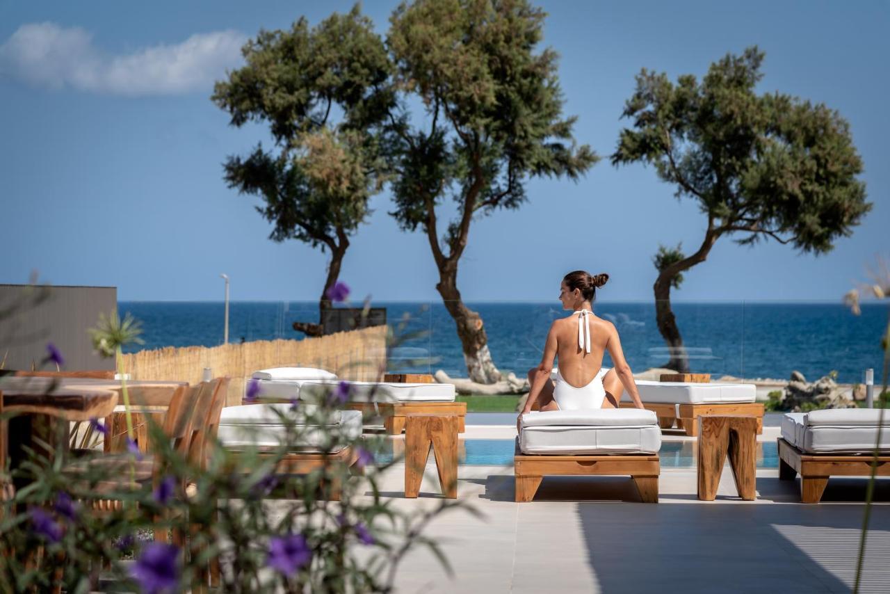 Artemis Seafront Villa, An Evanescence Sea Retreat, By Thinkvilla Tavronitis Exteriér fotografie
